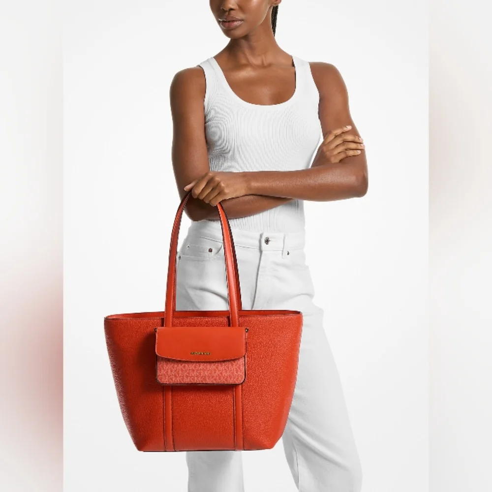 NWT Michael Kors Jet Set 2-in-1 Pebbled Leather & Logo Tote – Red Clay - Picture 3 of 10